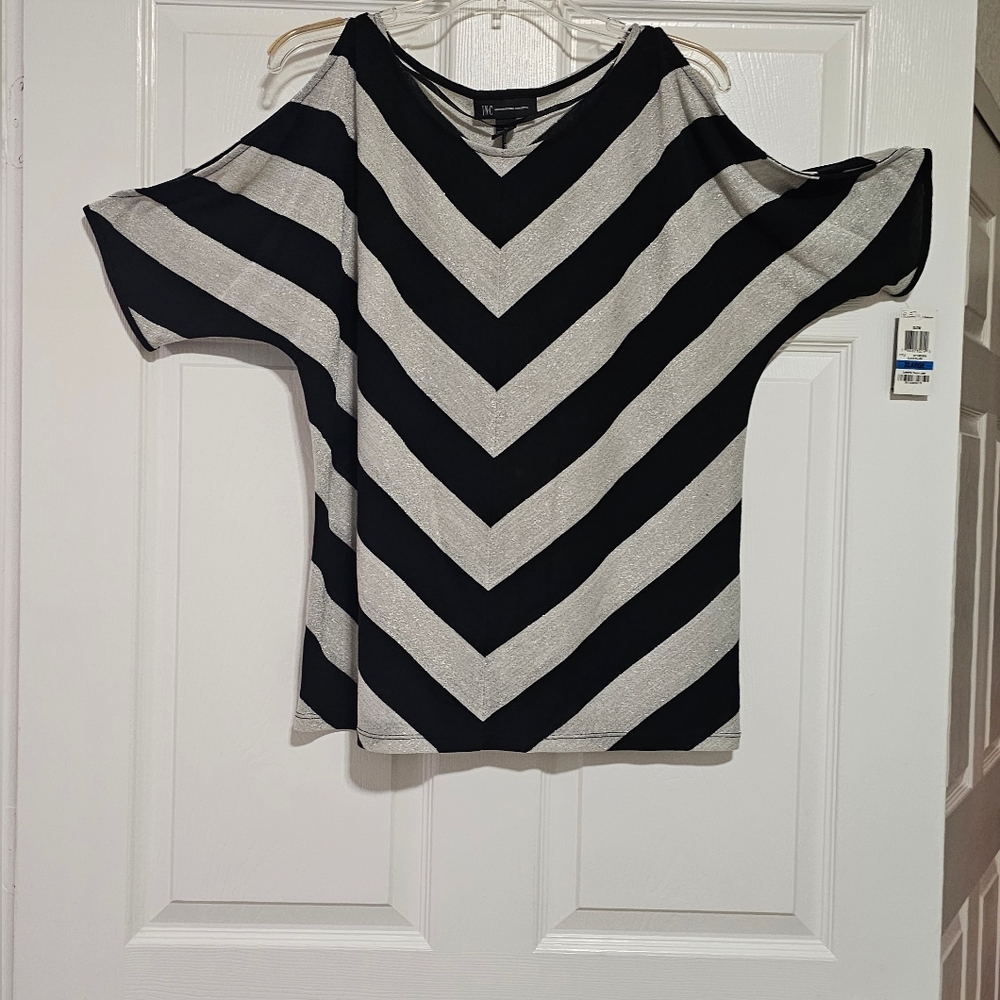 INC, X-Large top